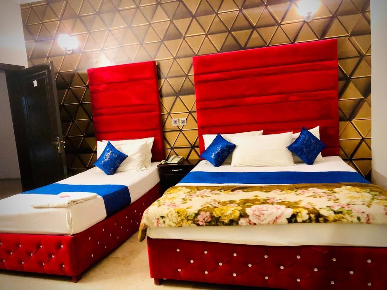 Hotel Royal Grand 라호르 외부 사진